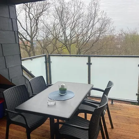 Maisonette-wohnung An Der Weißen Mauer 14 *